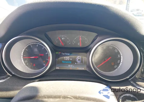 2018 Buick Regal Sportback Essence z USA, uszkodzony, nr VIN W04GP6SX5J1075967